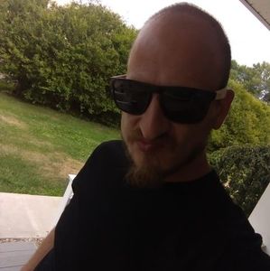 Meet your Posher, Joshua